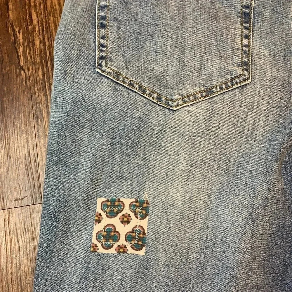 Tru Luxe Jeans Distressed Patchwork Boyfriend Siz… - image 9